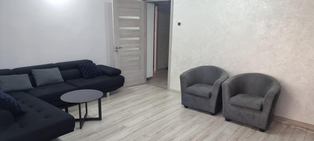 Ilona Apartament 3 Camere Râmnicu Vâlcea Extérieur photo