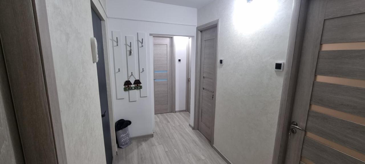 Ilona Apartament 3 Camere Râmnicu Vâlcea Extérieur photo