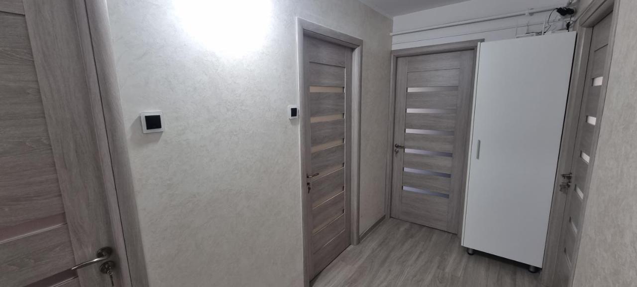 Ilona Apartament 3 Camere Râmnicu Vâlcea Extérieur photo