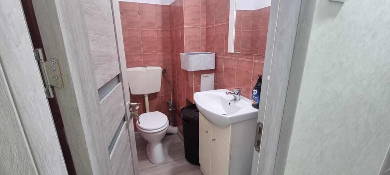 Ilona Apartament 3 Camere Râmnicu Vâlcea Extérieur photo